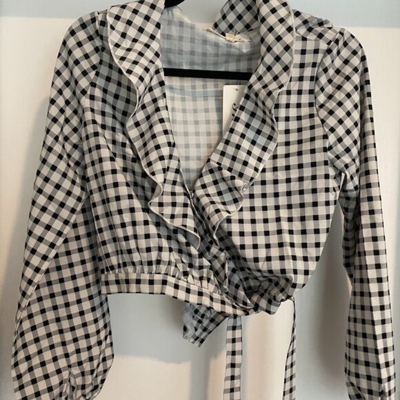 Black and White Plaid Long Sleeve - NWT - Picture 2 of 6